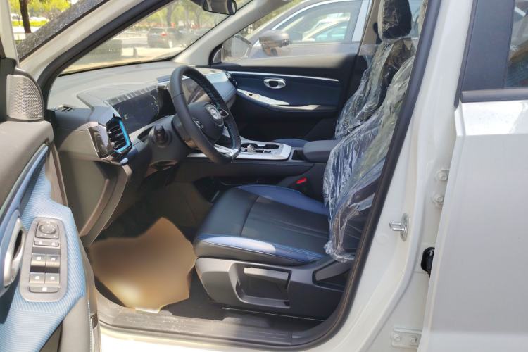 Used GAC Trumpchi GS3 2026 Model Shadow Speed 270T Enjoyment Edition Interior 2