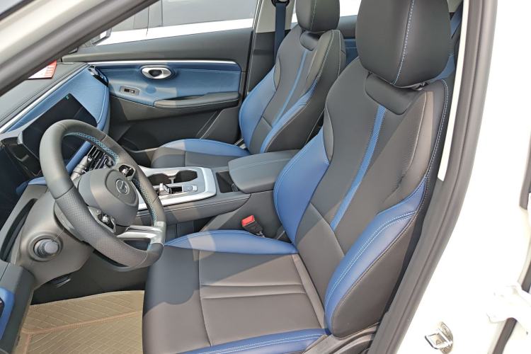 Used GAC Trumpchi GS3 2026 Model Shadow Speed 270T Enjoyment Edition—Smooth Sailing Interior 4