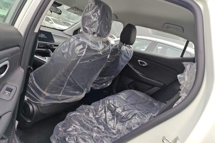 Used GAC Trumpchi GS3 2026 Model Shadow Speed 270T Dynamic Edition Interior 4