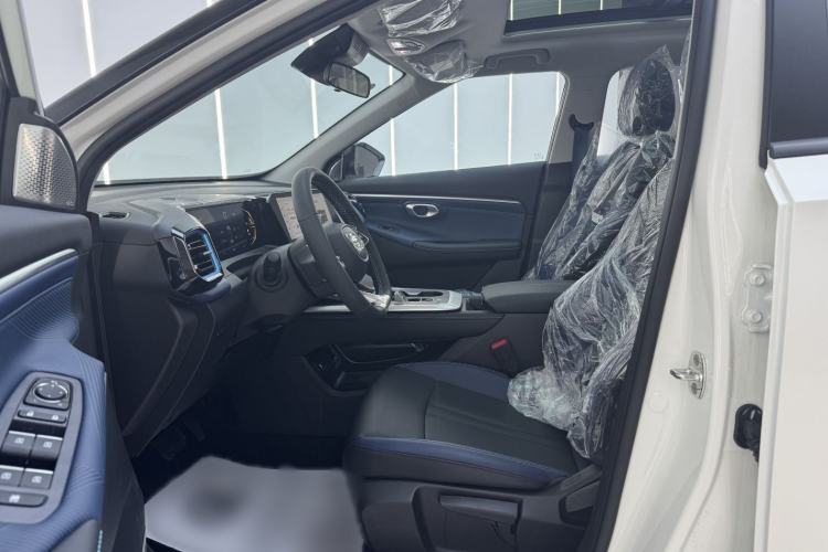 Used GAC Trumpchi GS3 2026 Model Shadow Speed 270T Enjoyment Edition Interior 4