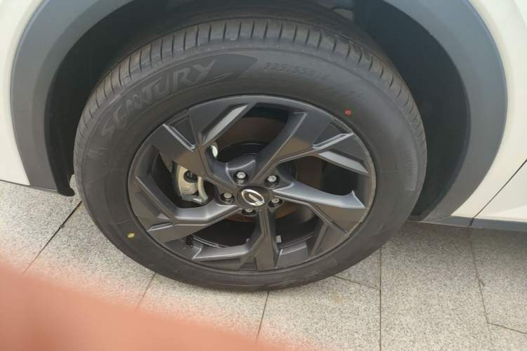 Used GAC Trumpchi GS3 2026 Model Shadow Speed 270T Enjoyment Edition Left Front Wheel Hub