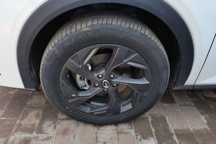 Used GAC Trumpchi GS3 2026 Model Shadow Speed 270T Enjoyment Edition Left Front Wheel Hub