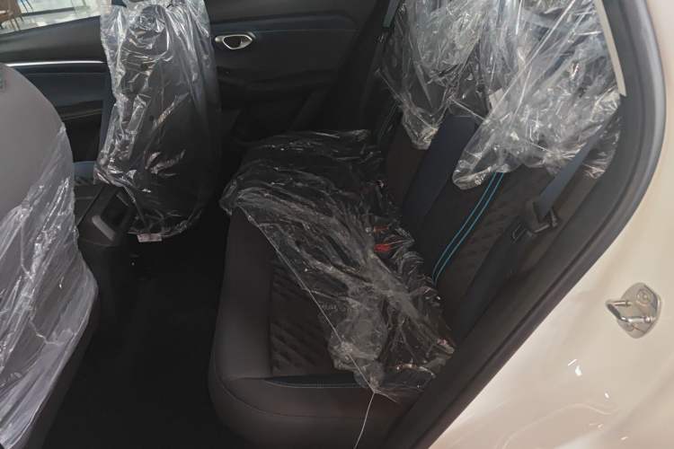 Used GAC Trumpchi GS3 2026 Model Shadow Speed 270T Dynamic Edition Left Rear Seat