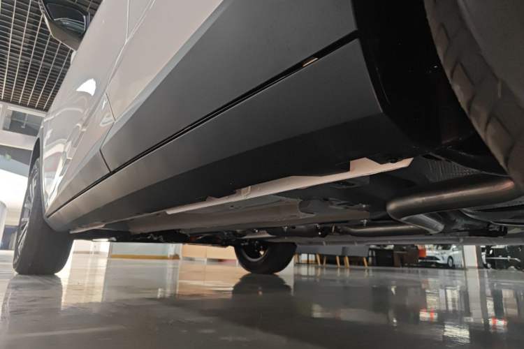 Used GAC Trumpchi GS3 2026 Model Shadow Speed 270T Dynamic Edition Left Side Sill