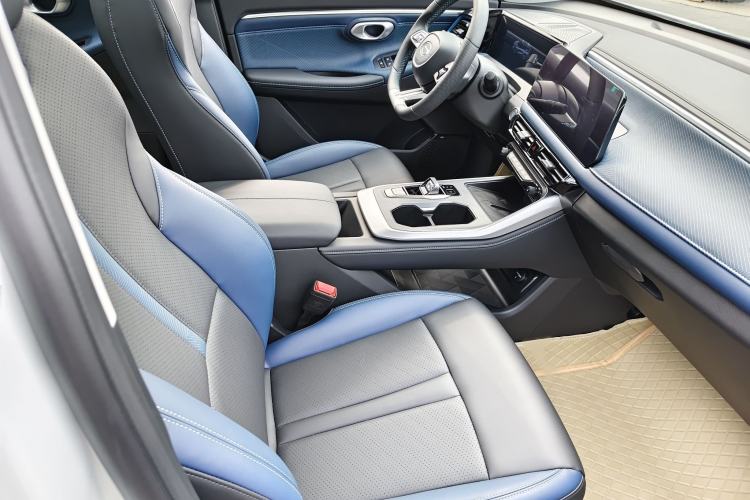 Used GAC Trumpchi GS3 2026 Model Shadow Speed 270T Enjoyment Edition—Smooth Sailing Right Front Seat