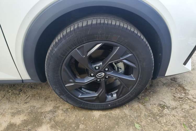 Used GAC Trumpchi GS3 2026 Model Shadow Speed 270T Enjoyment Edition Right Front Wheel Hub