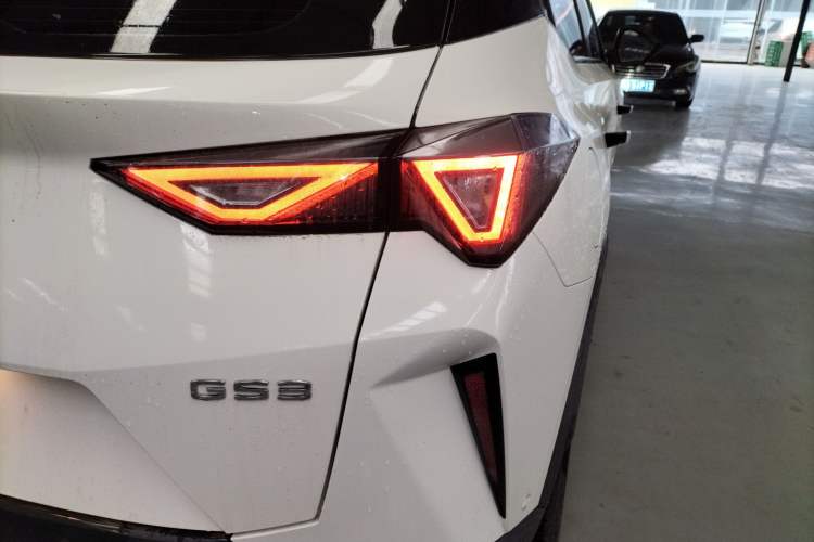 Used GAC Trumpchi GS3 2026 Model Shadow Speed 270T Dynamic Edition Right Rear Taillight