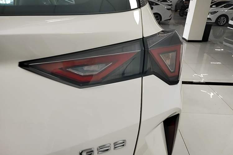 Used GAC Trumpchi GS3 2026 Model Shadow Speed 270T Enjoyment Edition Right Rear Taillight