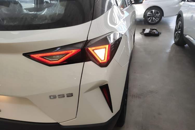 Used GAC Trumpchi GS3 2026 Model Shadow Speed 270T Dynamic Edition Right Rear Taillight