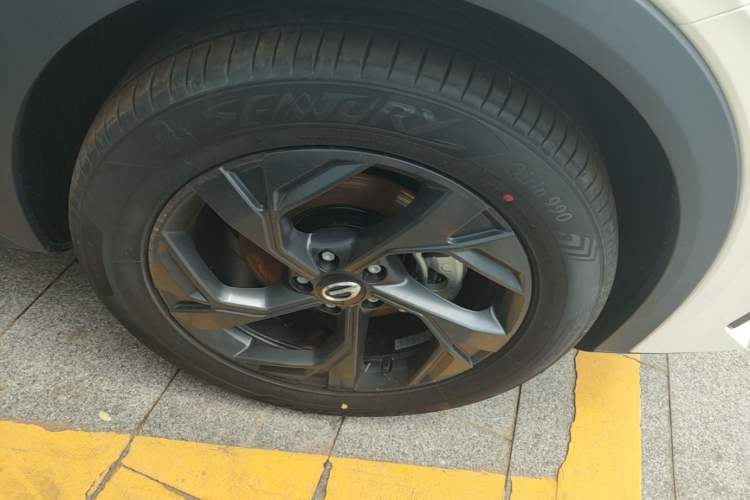 Used GAC Trumpchi GS3 2026 Model Shadow Speed 270T Enjoyment Edition Right Rear Wheel Hub