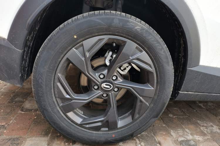 Used GAC Trumpchi GS3 2026 Model Shadow Speed 270T Enjoyment Edition Right Rear Wheel Hub
