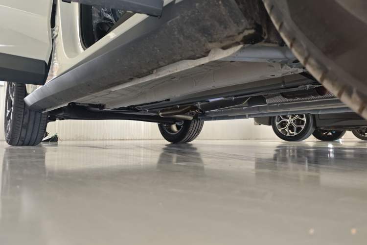 Used GAC Trumpchi GS3 2026 Model Shadow Speed 270T Enjoyment Edition Right Side Sill