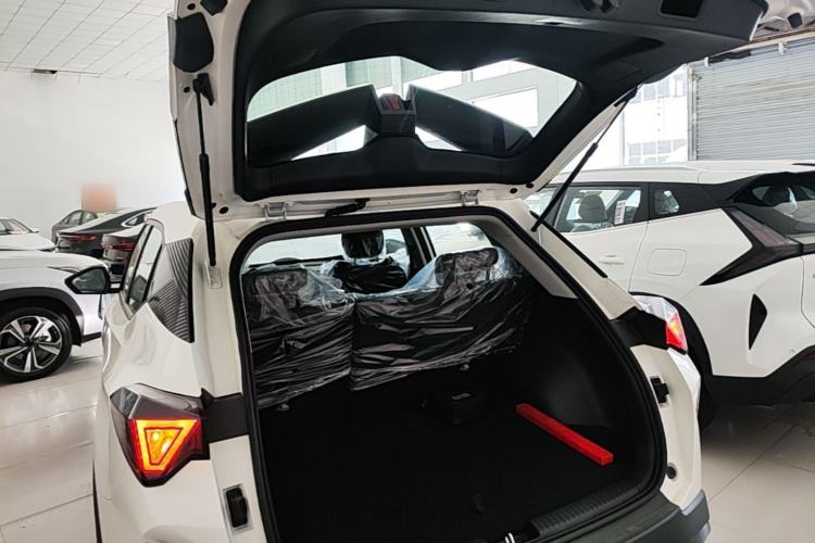 Used GAC Trumpchi GS3 2026 Model Shadow Speed 270T Dynamic Edition Trunk