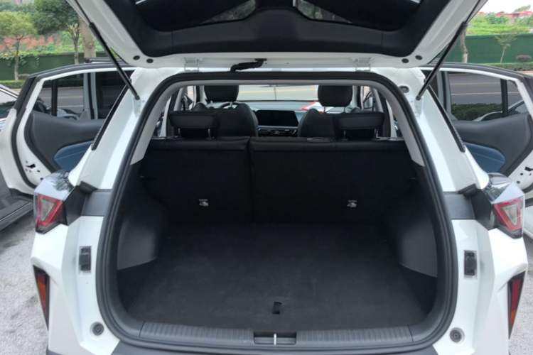 Used GAC Trumpchi GS3 2026 Model Shadow Speed 270T Enjoyment Edition Trunk