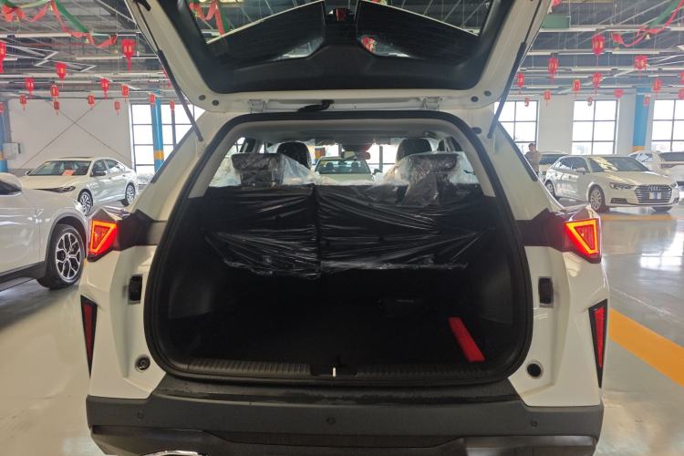 Used GAC Trumpchi GS3 2026 Model Shadow Speed 270T Enjoyment Edition Trunk
