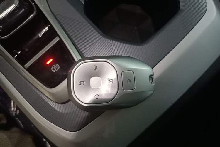 Used GAC Trumpchi GS3 2026 Model Shadow Speed 270T Enjoyment Edition Vehicle Key