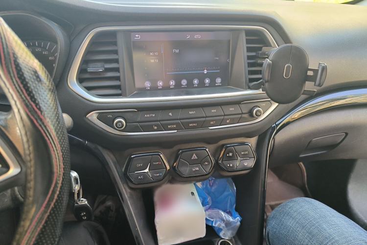 Used GAC Trumpchi GS4 2015 200T Manual Luxury Edition Audio And AC Panel