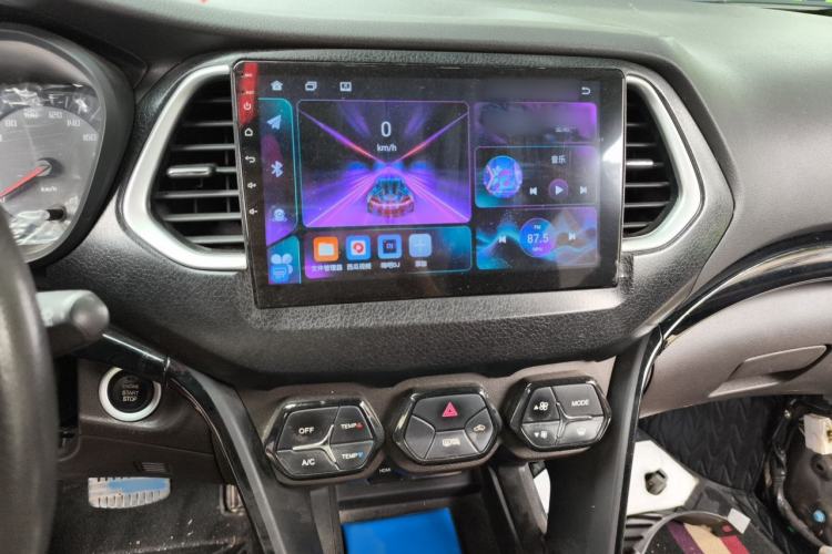 Used GAC Trumpchi GS4 2015 200T G-DCT Luxury Edition Audio And AC Panel