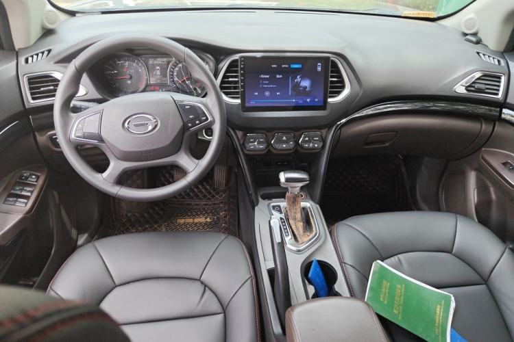 Used GAC Trumpchi GS4 2015 200T G-DCT Elite Edition Center Console