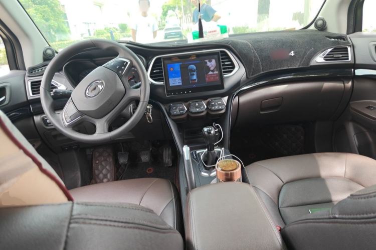 Used GAC Trumpchi GS4 2015 200T G-DCT Elite Edition Center Console