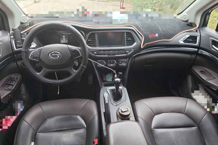 Used GAC Trumpchi GS4 2015 200T Manual Luxury Edition Center Console