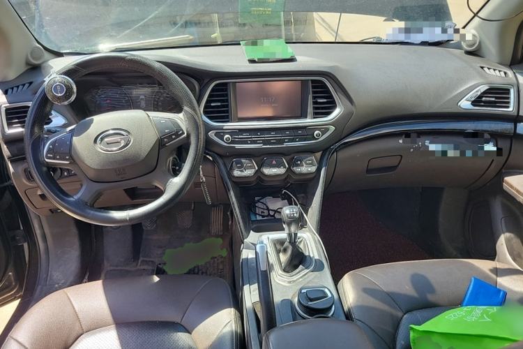 Used GAC Trumpchi GS4 2015 200T Manual Luxury Edition Center Console