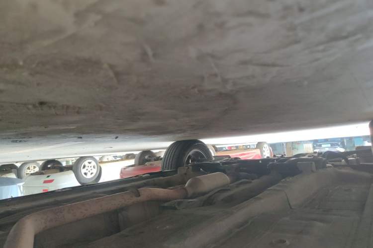 Used GAC Trumpchi GS4 2015 200T Manual Elite Edition Chassis Front Left