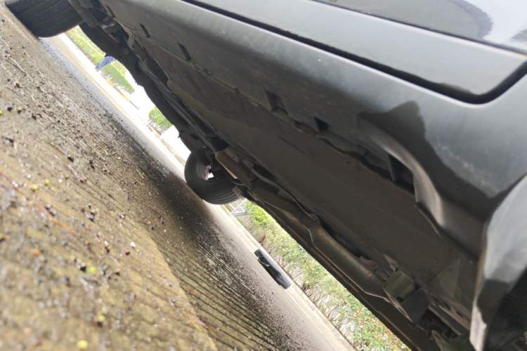 Used GAC Trumpchi GS4 2015 200T G-DCT Elite Edition Chassis Front Right