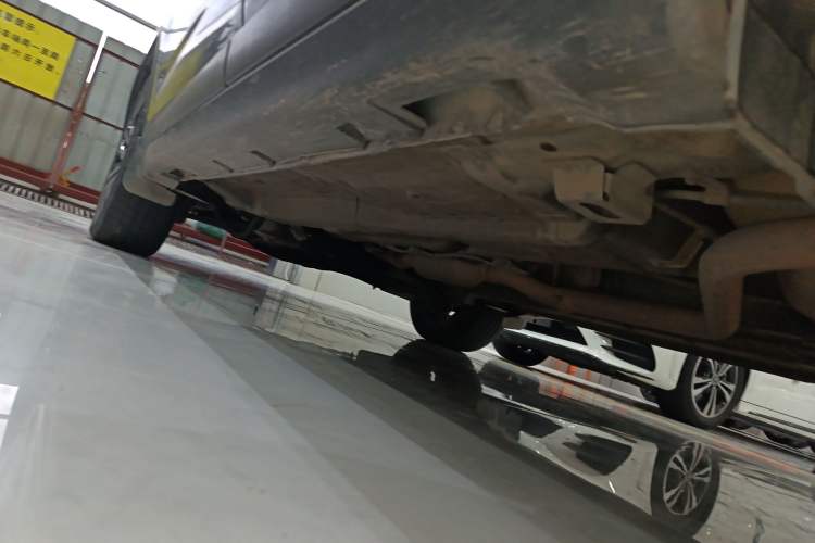 Used GAC Trumpchi GS4 2015 200T G-DCT Luxury Edition Chassis Rear Left