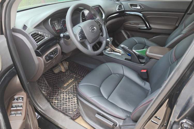Used GAC Trumpchi GS4 2015 200T G-DCT Elite Edition Driver Seat