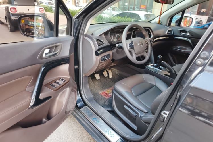 Used GAC Trumpchi GS4 2015 200T Manual Elite Edition Driver Seat