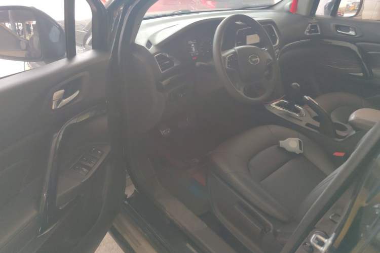 Used GAC Trumpchi GS4 2015 200T Manual Elite Edition Driver Seat