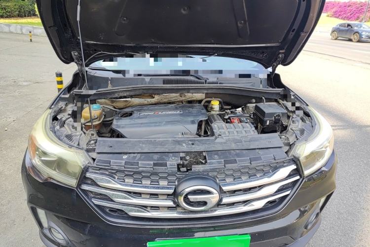 Used GAC Trumpchi GS4 2015 200T Manual Luxury Edition Engine Bay