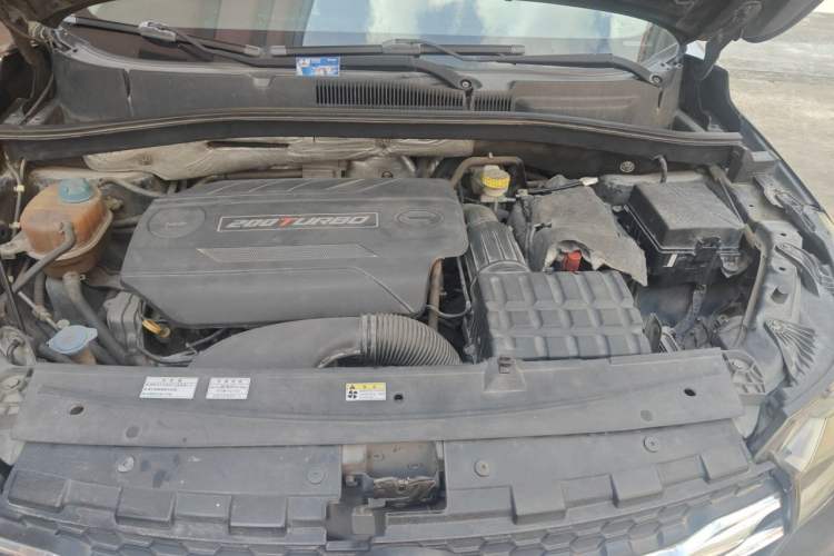 Used GAC Trumpchi GS4 2015 200T G-DCT Luxury Edition Engine Bay