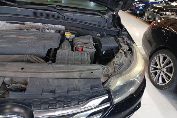 Used GAC Trumpchi GS4 2015 200T G-DCT Luxury Edition Engine Bay Left