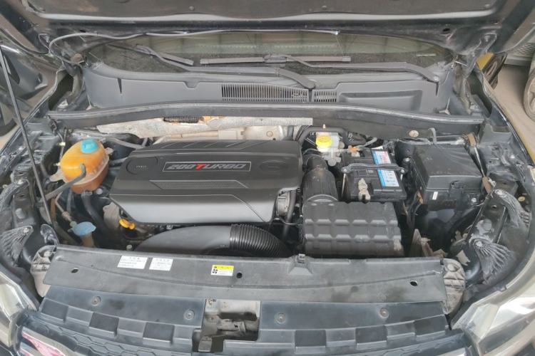 Used GAC Trumpchi GS4 2015 200T Manual Elite Edition Engine Bay