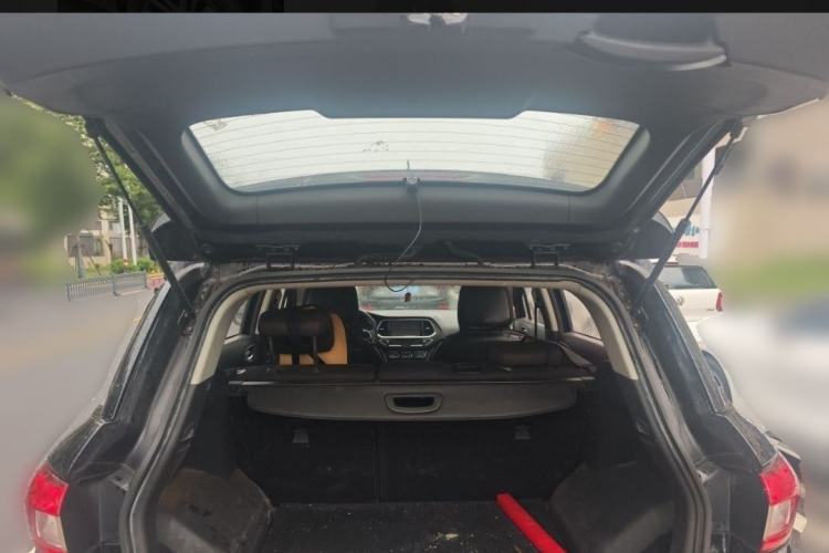 Used GAC Trumpchi GS4 2015 200T Manual Comfort Edition Exterior 5