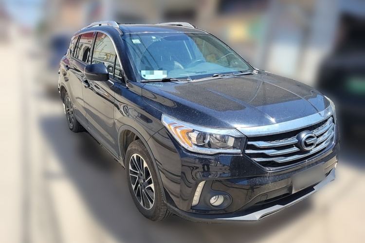 Used GAC Trumpchi GS4 2015 200T Manual Luxury Edition Front Right 45 Deg