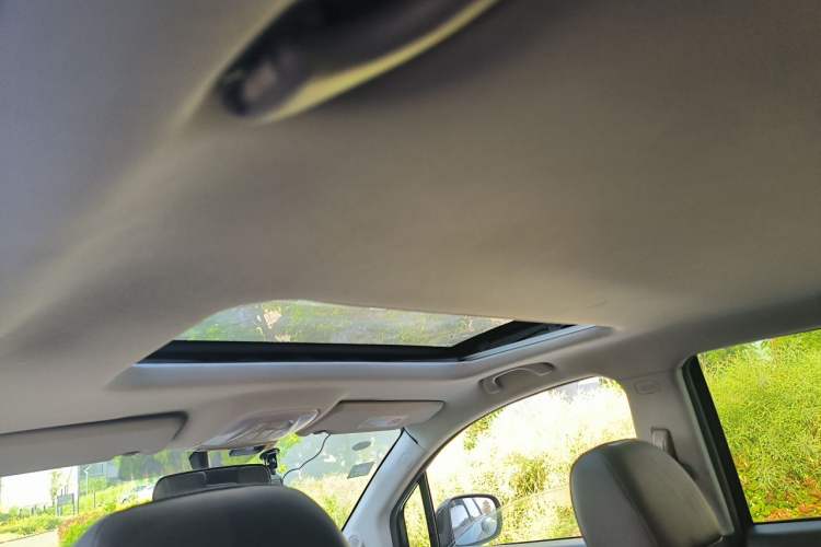 Used GAC Trumpchi GS4 2015 200T Manual Luxury Edition Headliner