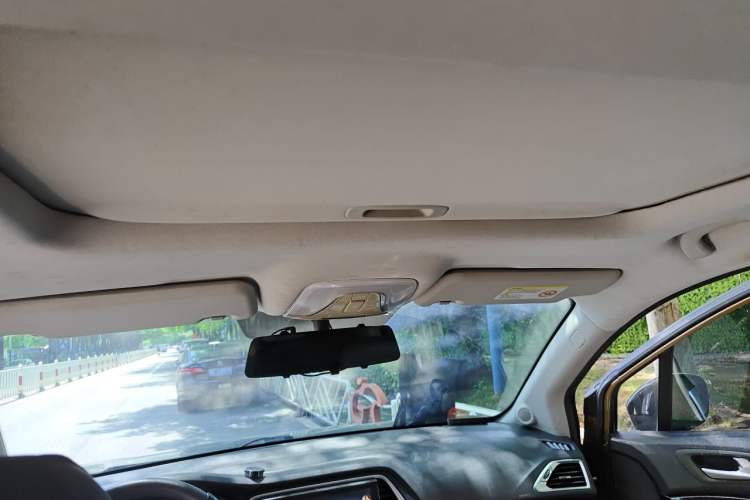 Used GAC Trumpchi GS4 2015 200T Manual Elite Edition Headliner