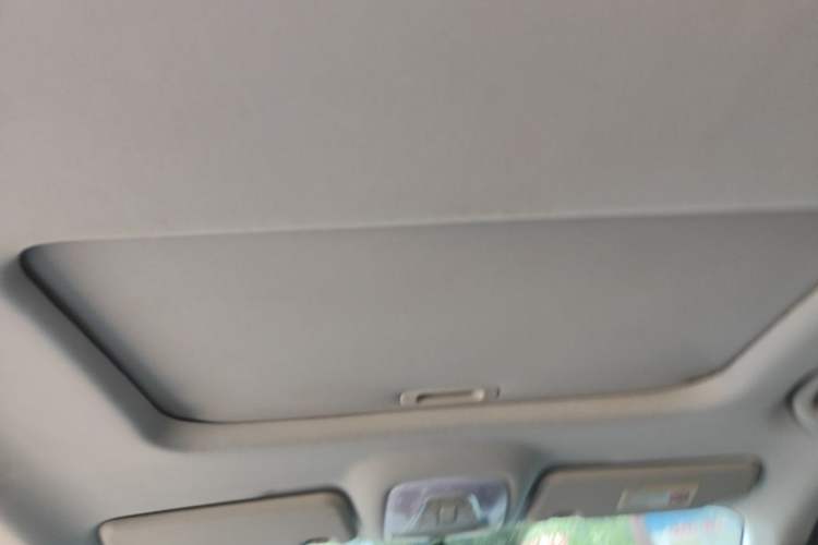 Used GAC Trumpchi GS4 2015 200T G-DCT Elite Edition Headliner