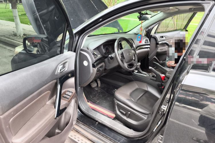 Used GAC Trumpchi GS4 2015 200T G-DCT Luxury Edition Interior 3