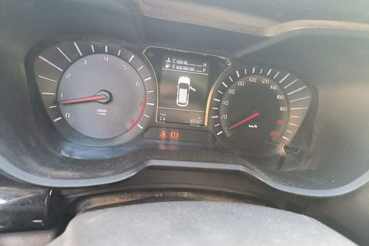 Used GAC Trumpchi GS4 2015 200T Manual Luxury Edition Odometer Close Up