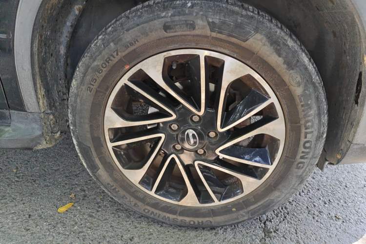 Used GAC Trumpchi GS4 2015 200T Manual Elite Edition Right Front Wheel Hub