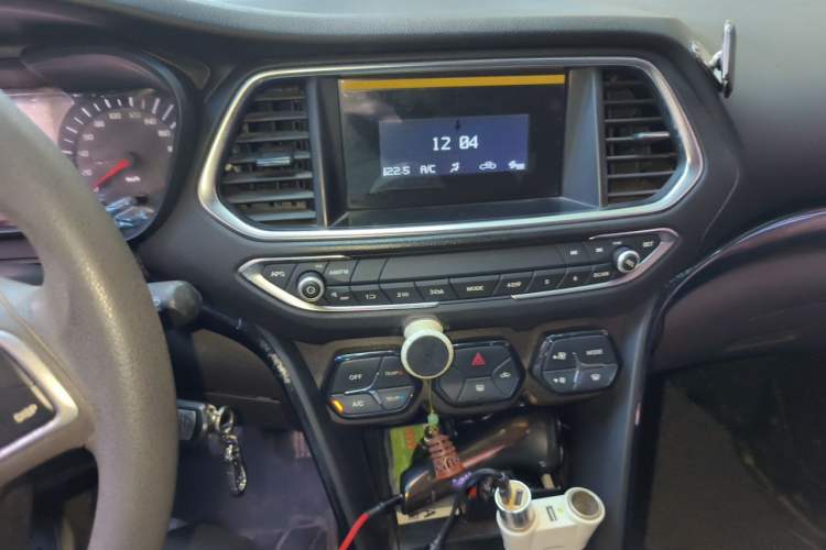 Used GAC Trumpchi GS4 2015 200T Manual Elite Edition Audio And AC Panel