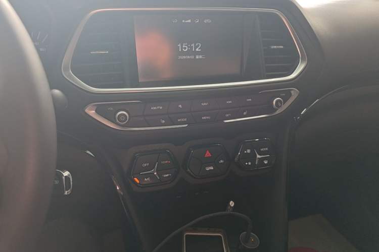 Used GAC Trumpchi GS4 2015 200T Manual Luxury Edition Audio And AC Panel
