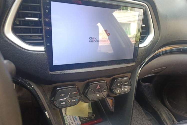 Used GAC Trumpchi GS4 2015 200T G-DCT Elite Edition Audio And AC Panel