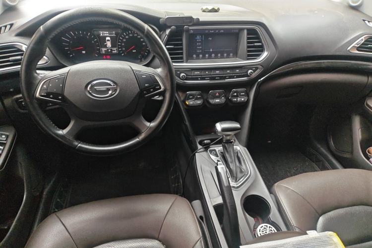Used GAC Trumpchi GS4 2015 200T G-DCT Luxury Edition Center Console