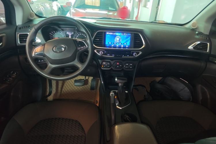 Used GAC Trumpchi GS4 2015 200T G-DCT Elite Edition Center Console