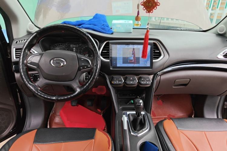 Used GAC Trumpchi GS4 2015 200T Manual Elite Edition Center Console